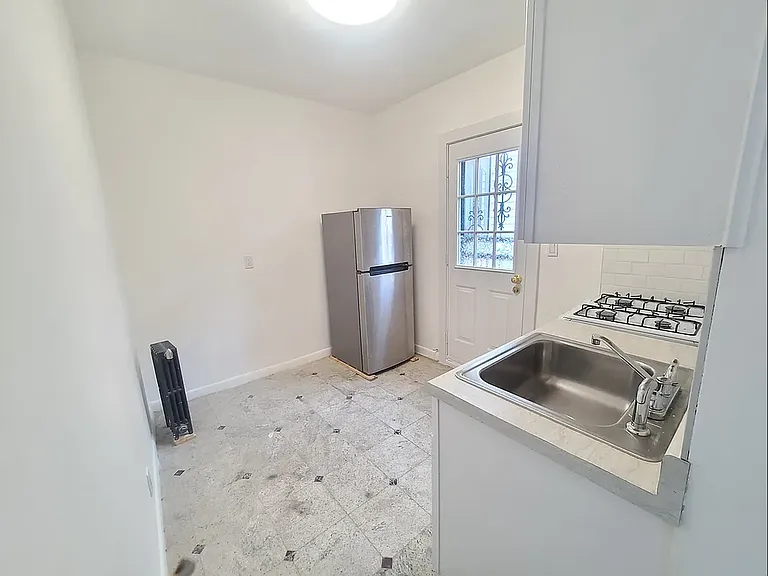 37-13 65th St #2F — Photo 8