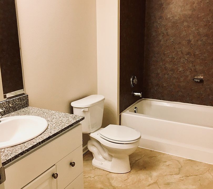2nd image of 1220 N 45th St APT 405