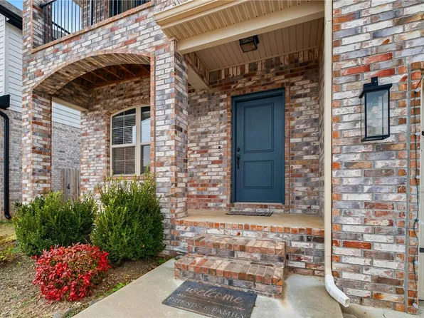 1406 Park St, Lowell, AR 72745