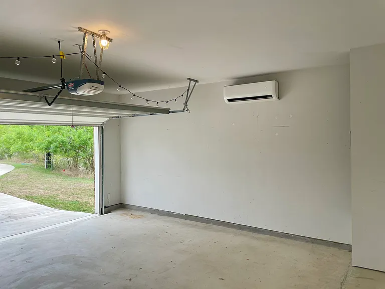 8603 Rock Mdw — Photo 20