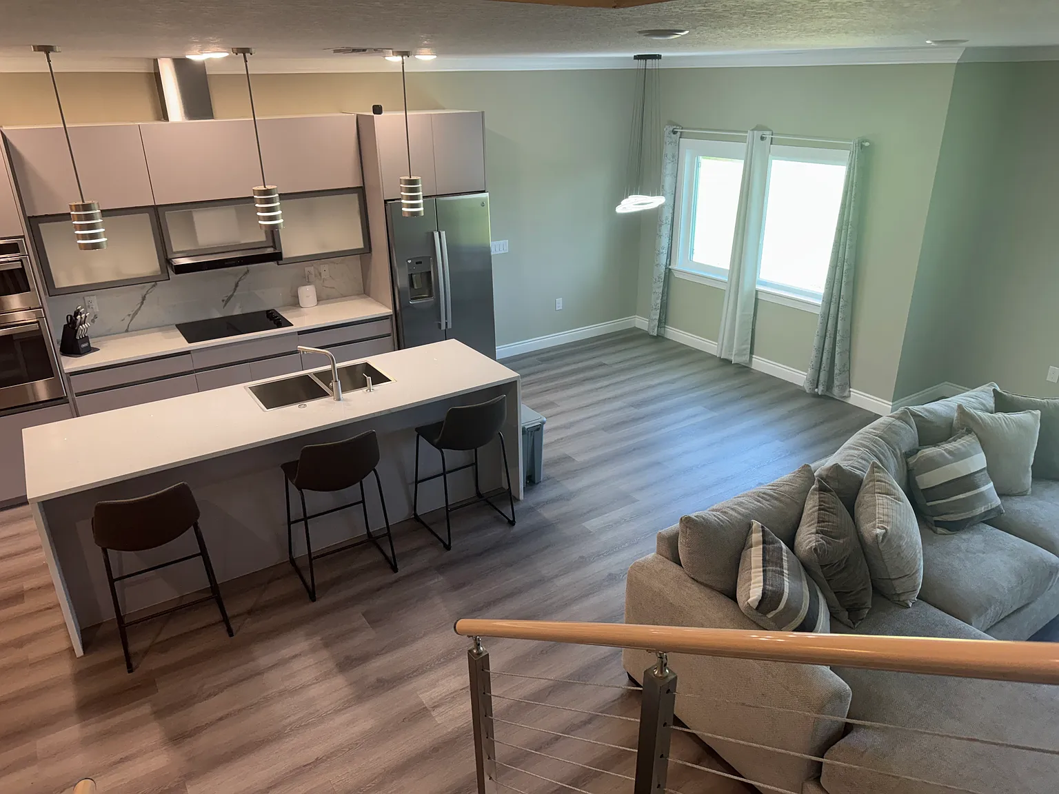 3 bed, 2.5 bath, 2268 sqft, $2,550 — Photo 3