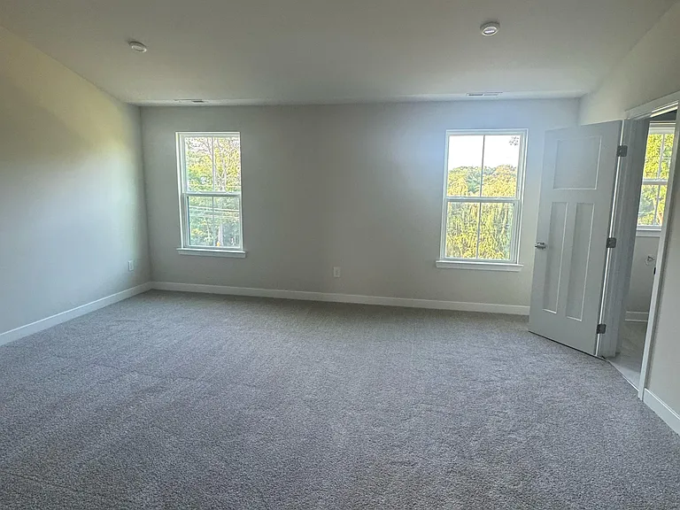 68 Rosemary Way — Photo 11