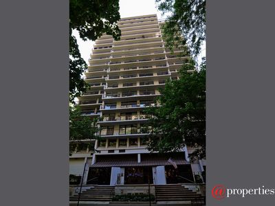 1430 N Astor St APT 13B, Chicago, IL, 60610