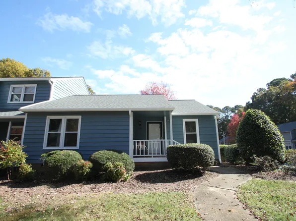 302 Applecross Dr, Cary, NC 27511