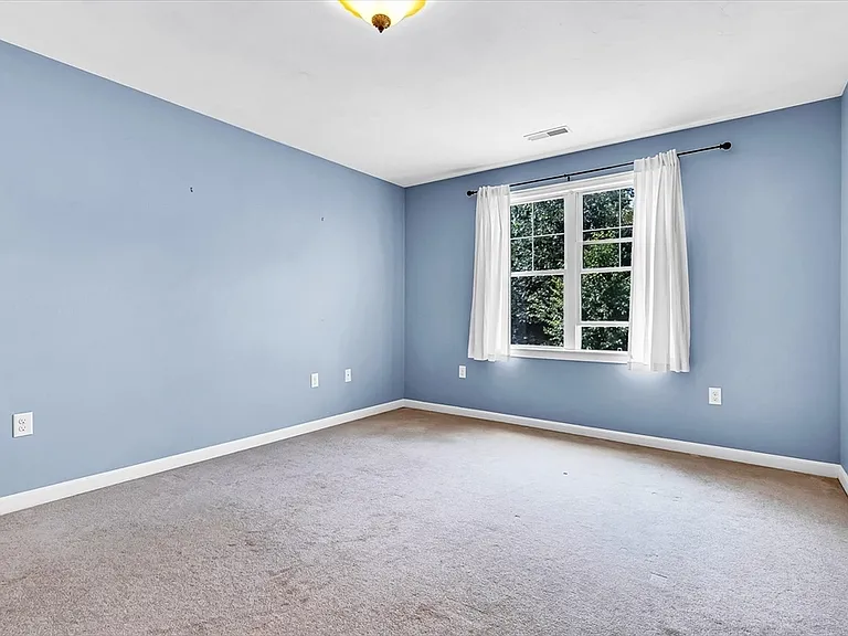 8 Paxton Ct #8 — Photo 33
