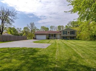 4121 Dayton Xenia Rd, Dayton, OH 45432