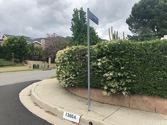 2nd image of 13864 Garrick Ave