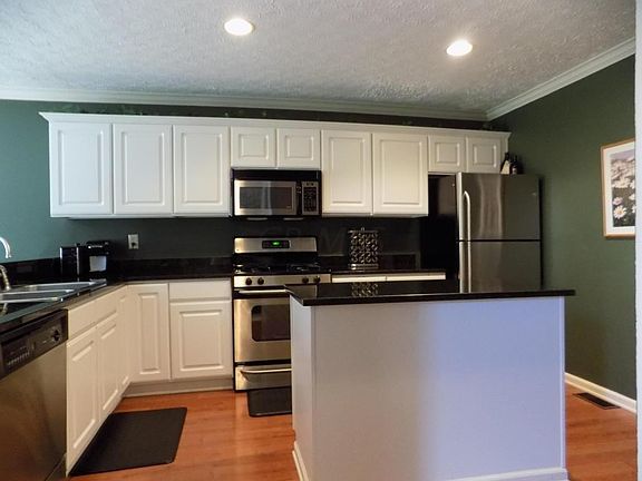 3rd image of 3436 Eastwoodlands Trl #Tl