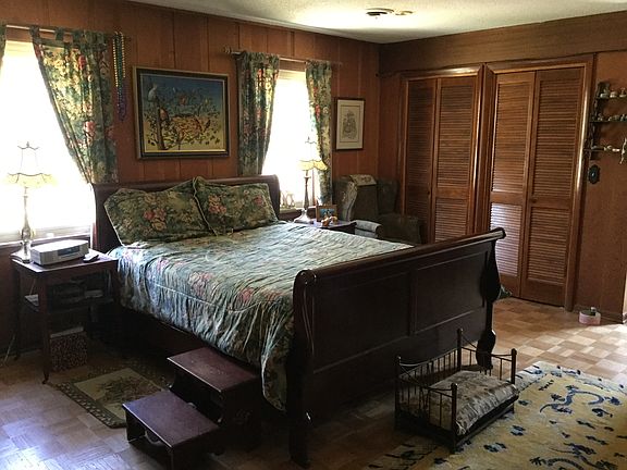 Large bedroom   