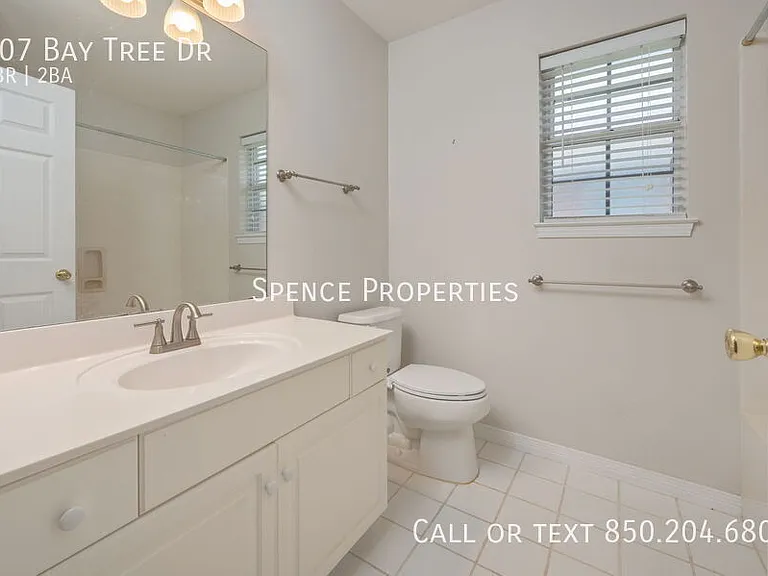 107 Bay Tree Dr — Photo 28