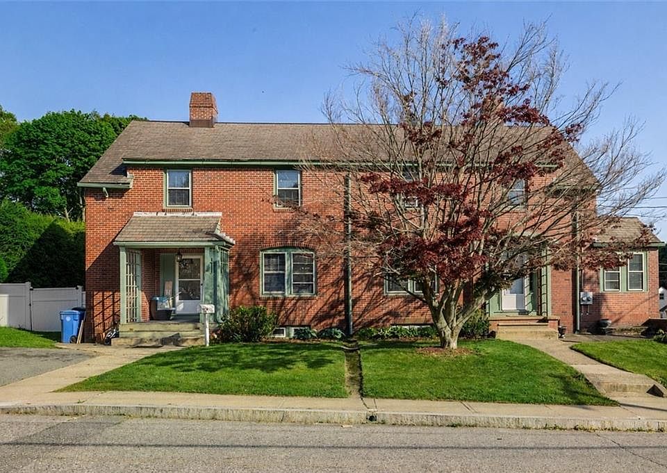 1st image of 12 Blackstone St
