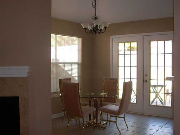 3rd image of 222 Knox Creek Trl NW