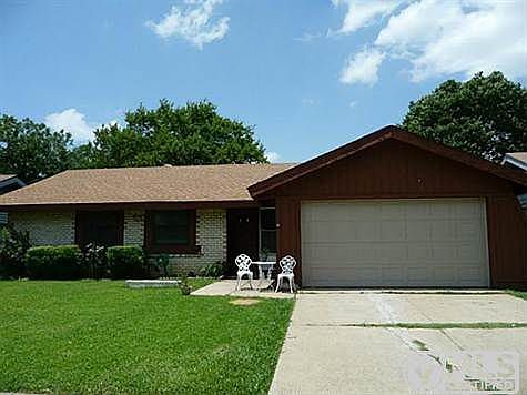 1st image of 1817 Sherwood Ln