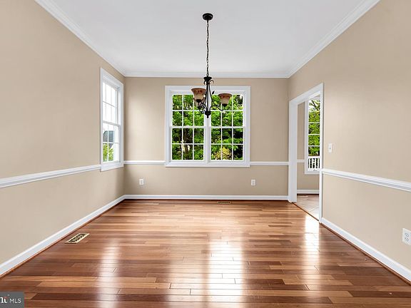 4th image of 18997 Snowberry Ct