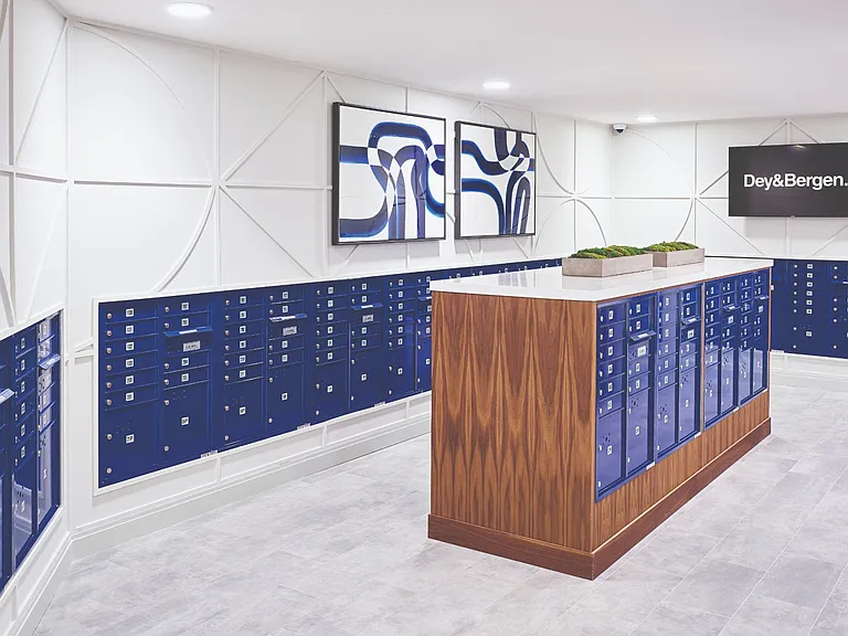Mailroom With Amazon Lockers
