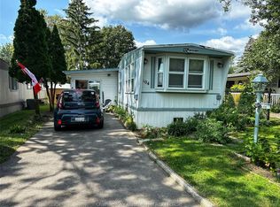 104 Essex Ct, Chatham Kent, ON N7L 4K6