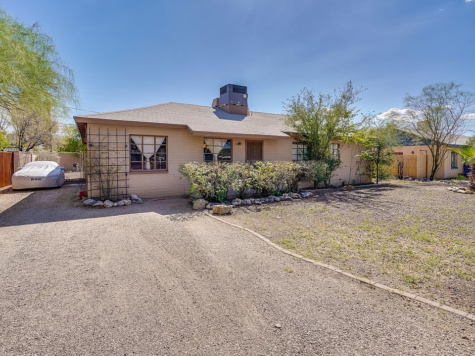 East Montecito Street_6