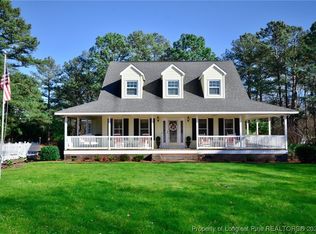 197 Hackney Ln, Raeford, NC 28376