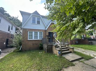 15793 Hartwell St, Detroit, MI 48227