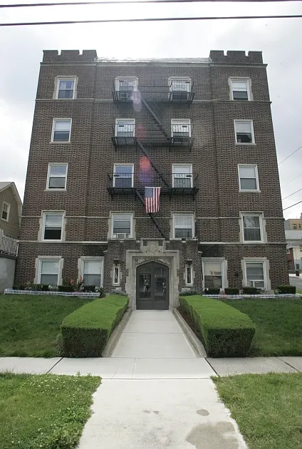 Poplar Place