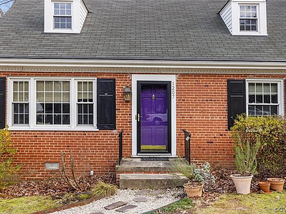 3rd image of 1207 Bridle Ln