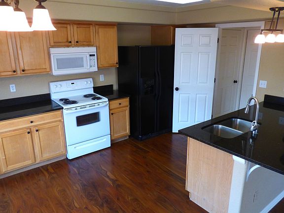 5th image of 21349 E 39th Ave