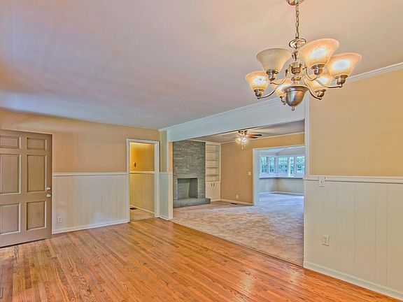 5th image of 1785 Pine Cir