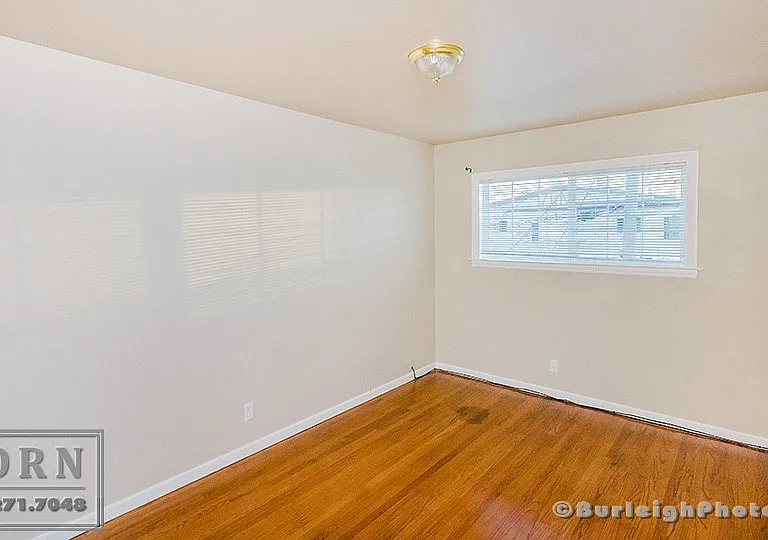 145 Gardiner Ave #A — Photo 9