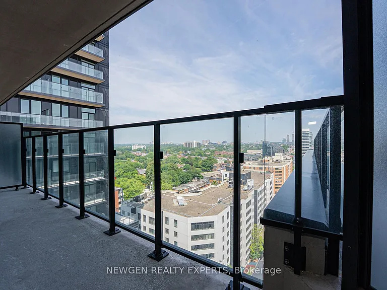 285 Dufferin St #1203 — Photo 25