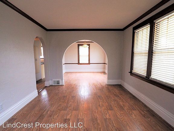 3rd image of 12410 Chrisann Ln