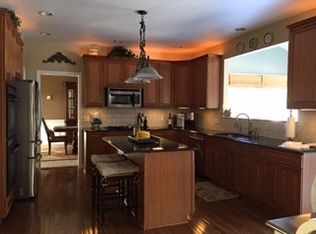 2179 Applebrook Dr, Commerce Township, MI