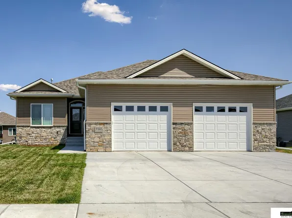 7322 N 49th St, Lincoln, NE 68514