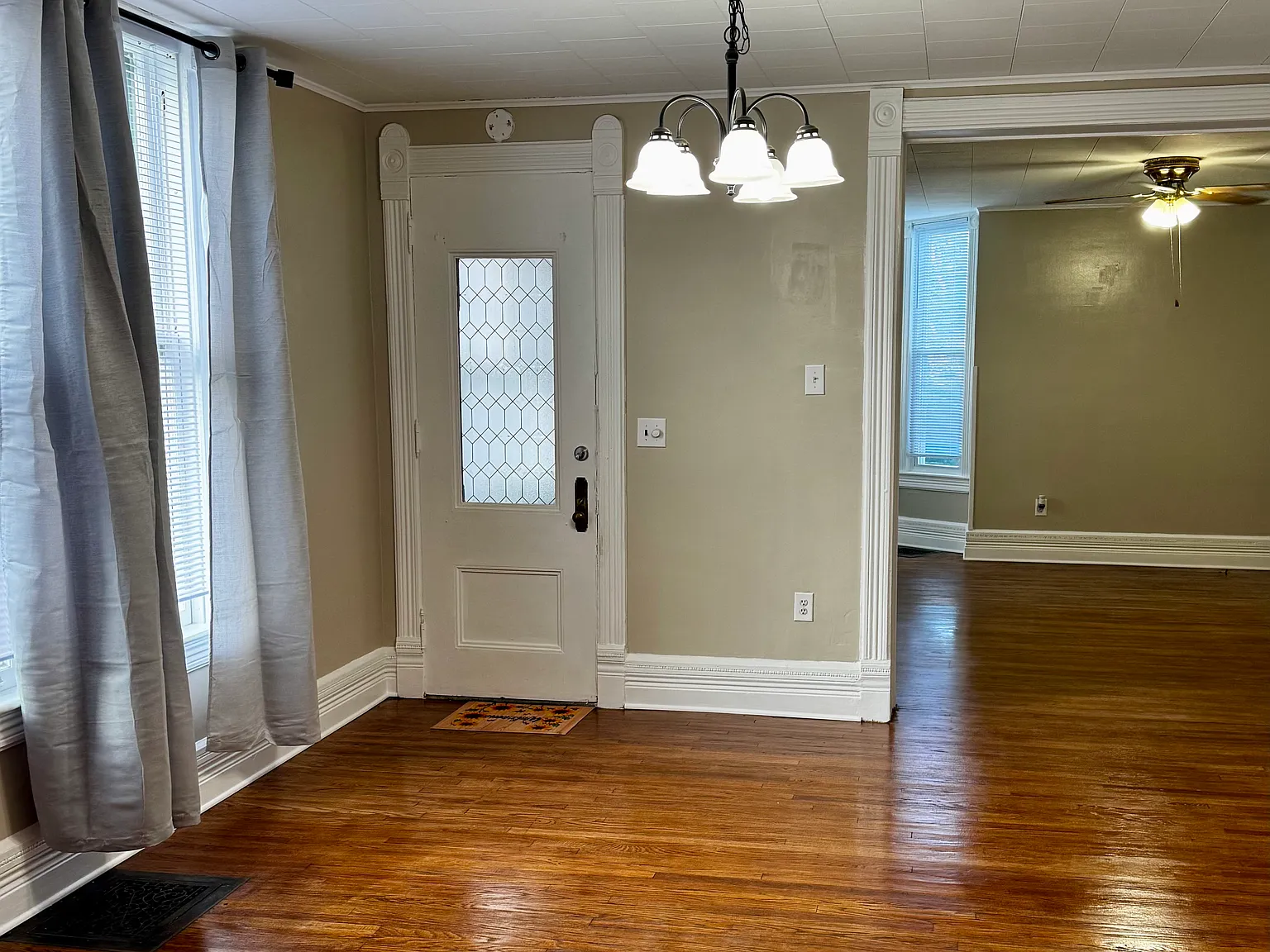 3 bed, 1500 sqft, $1,575 — Photo 3