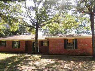 10 Donna Ln, Shawnee, OK 74801
