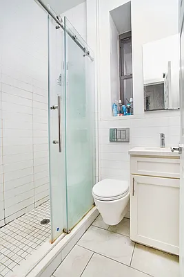 Rented by Keller Williams NYC | media 15