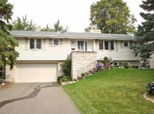 1735 Fairway Dr NE, Columbia Heights, MN 55421