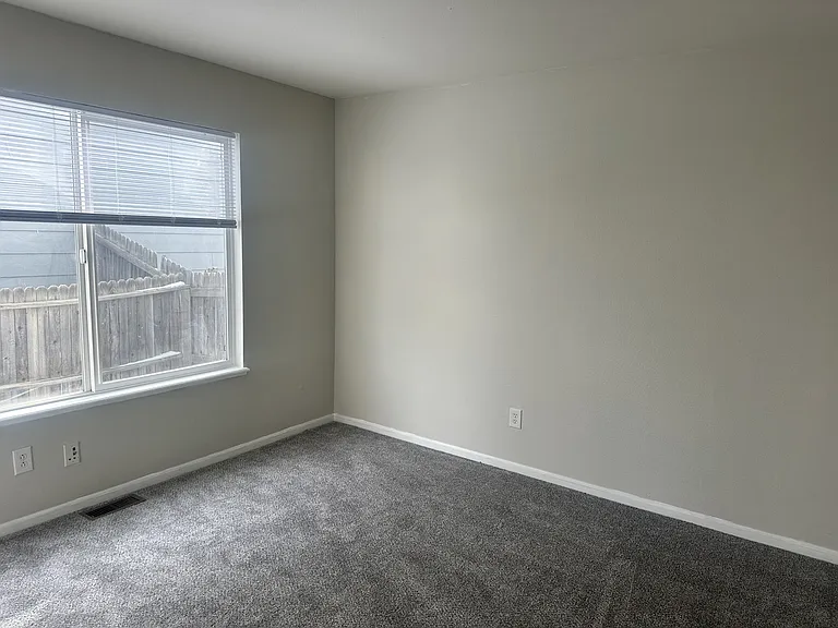 3159 Heather Glen Dr — Photo 8
