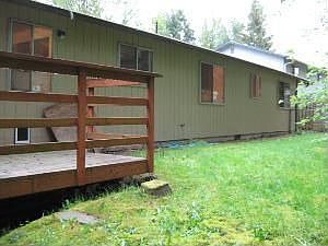 2nd image of 351 NE Conifer Dr