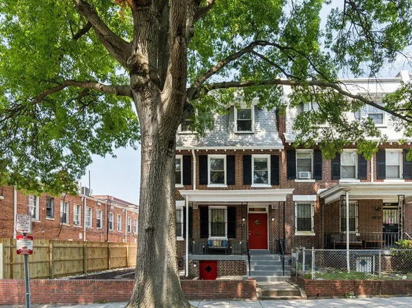 765 Quebec Pl NW, Washington, DC 20010