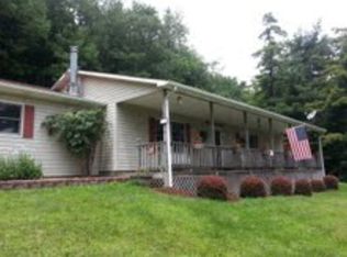 121 Pheasant Run Rd, Independence, VA 24348