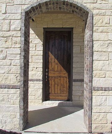 2nd image of 11613 Cypress Barn