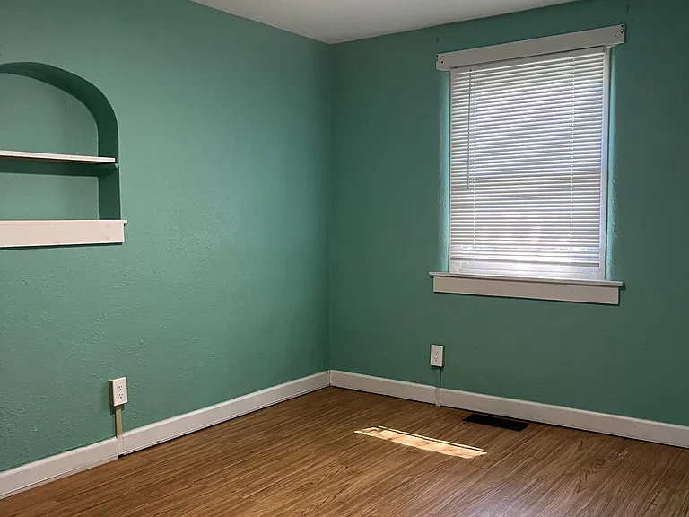 303 Hope Ave #1 — Photo 10