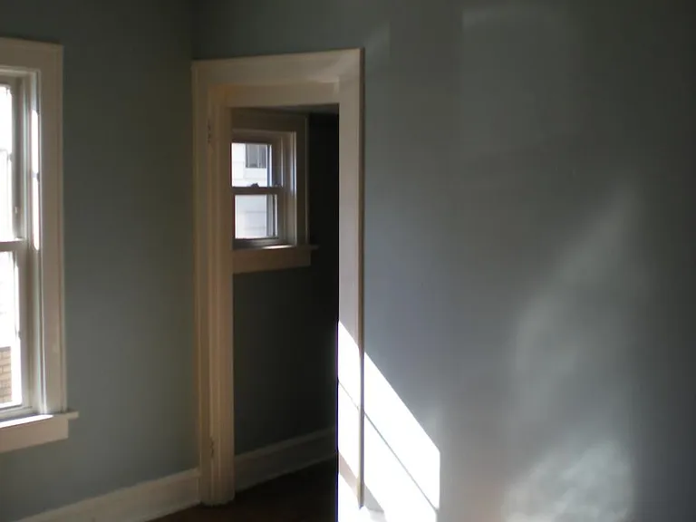 Victoria Ave — Photo 5
