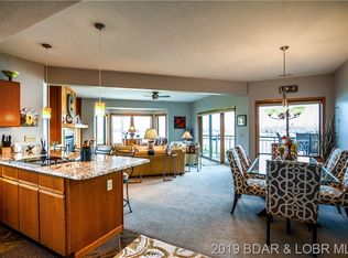 1427 Spindrifter Ct APT 211, Osage Beach, MO 65065