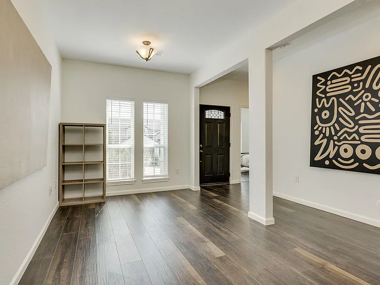 210 S Meadowlark St — Photo 5