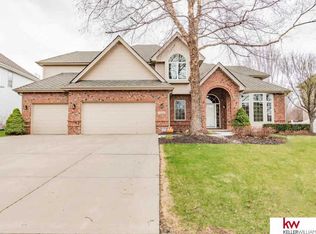 17609 O St, Omaha, NE 68135