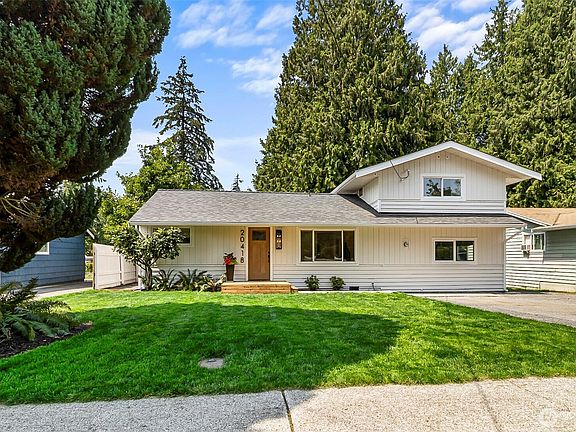 3rd image of 20418 54th Avenue W