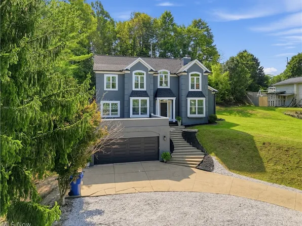 6 Hillcrest Dr, Cambridge, OH 43725