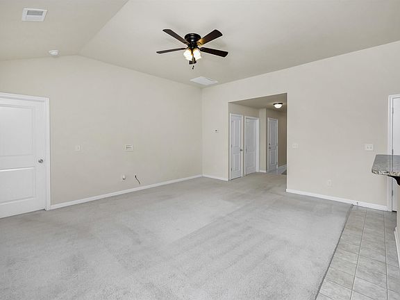 5th image of 847 Dovefield Ln