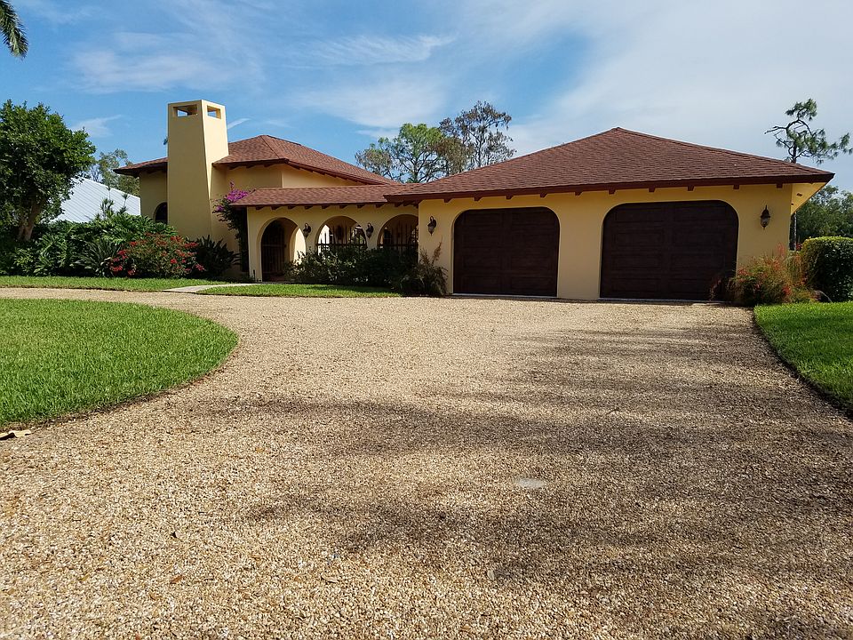 420 Widgeon Pointe, Naples